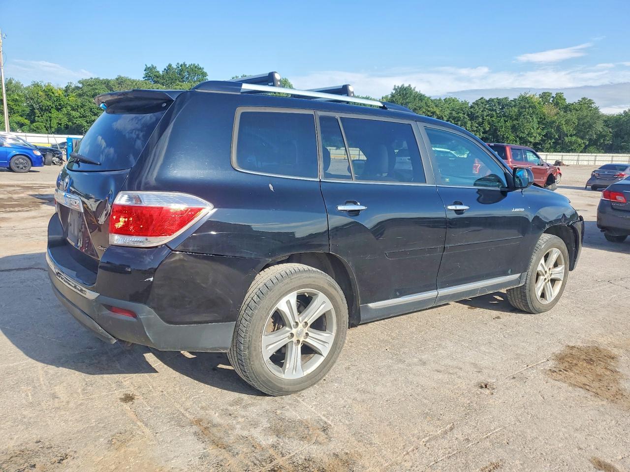 2012 Toyota Highlander Limited - Image 3