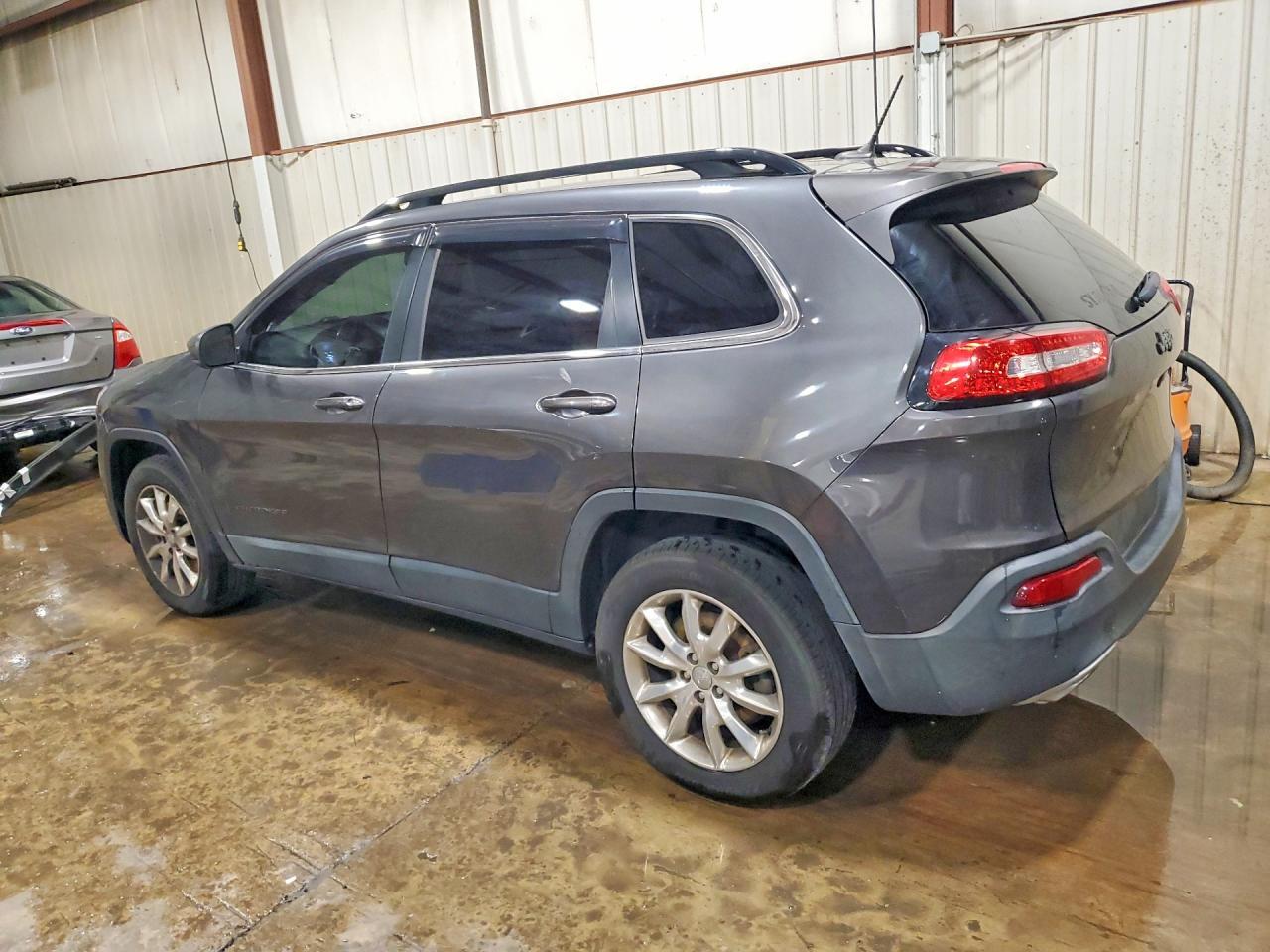 2015 Jeep Cherokee Limited - Фото 2