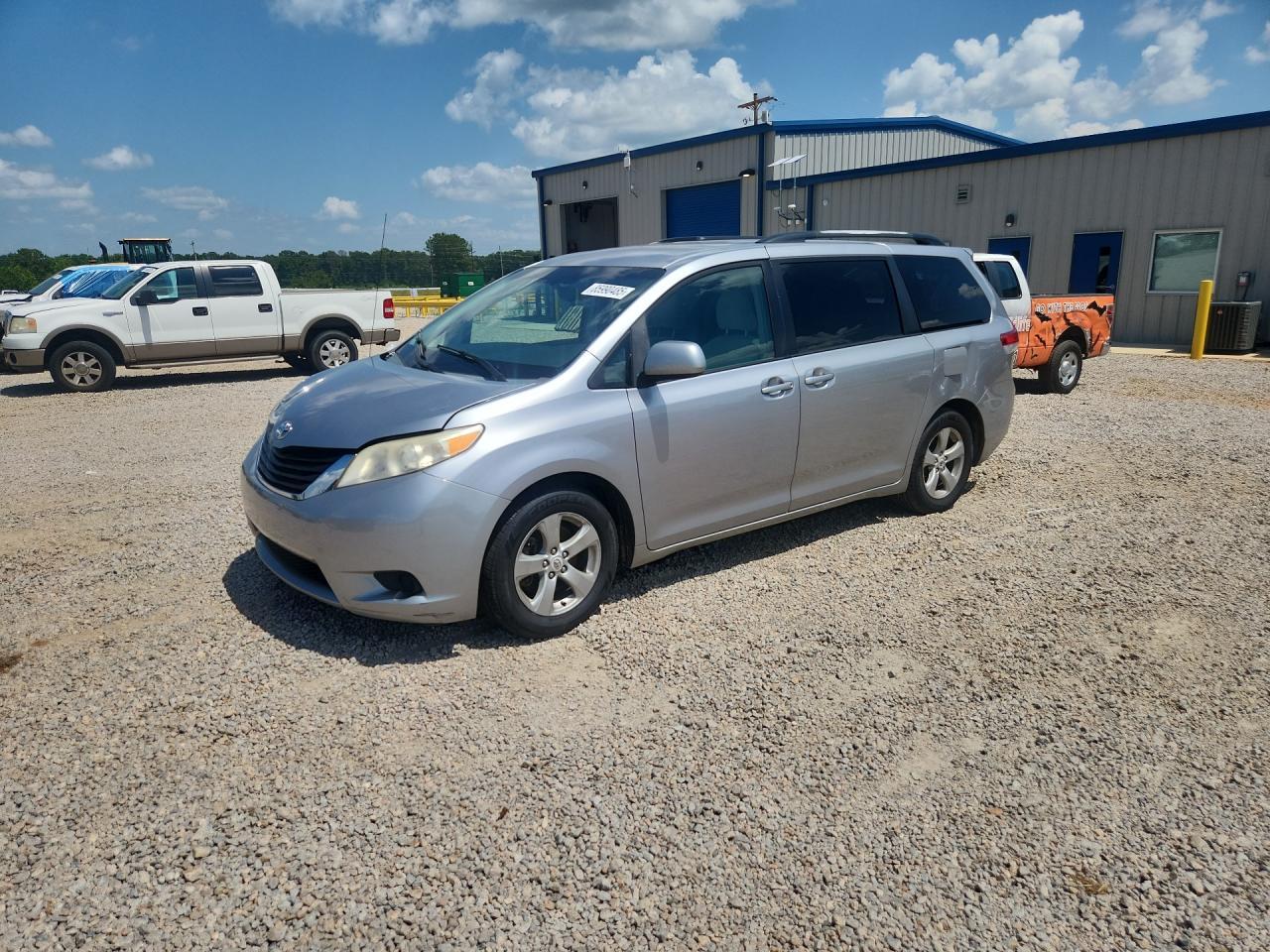 2011 Toyota Sienna Le
