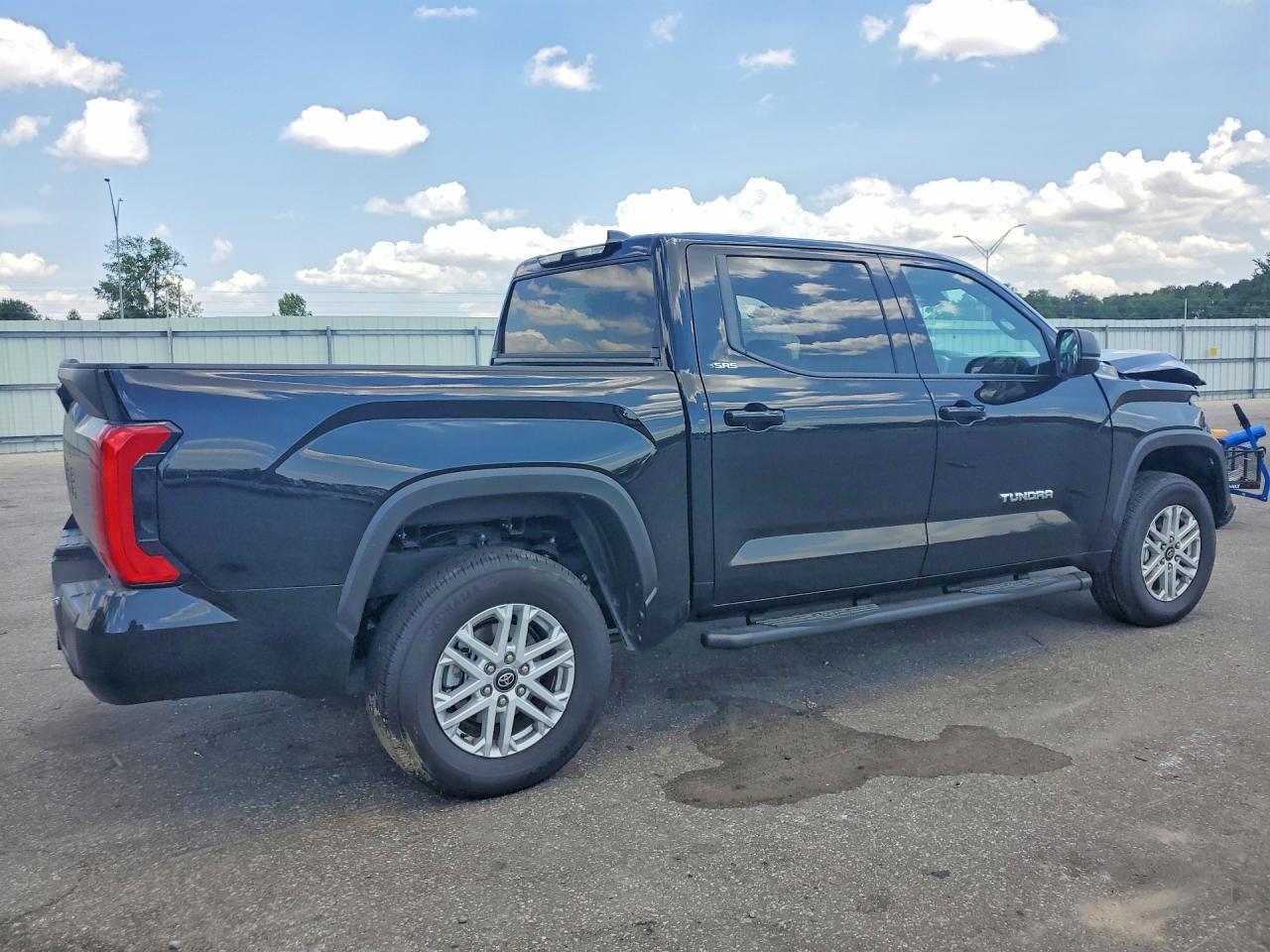 2025 Toyota Tundra Sr5 - Фото 3