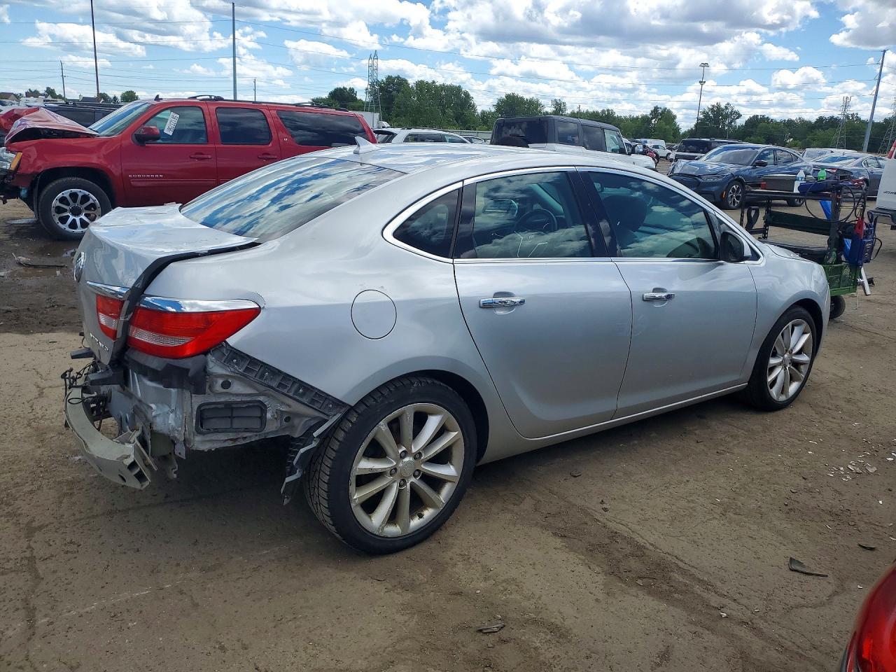 2013 Buick Verano - Image 3