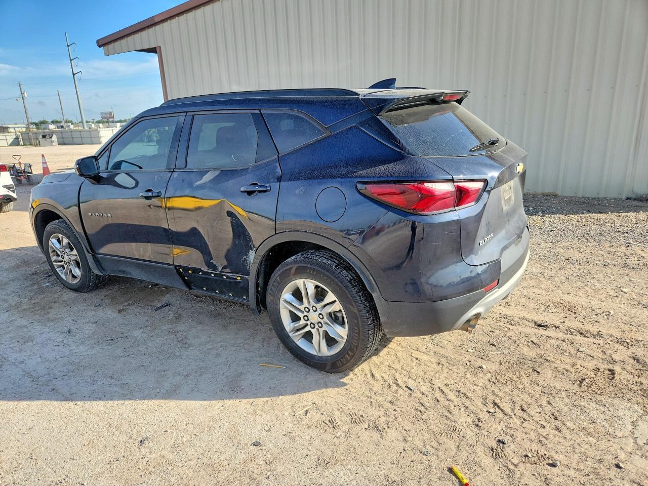 2020 Chevrolet Blazer 2Lt - Image 2