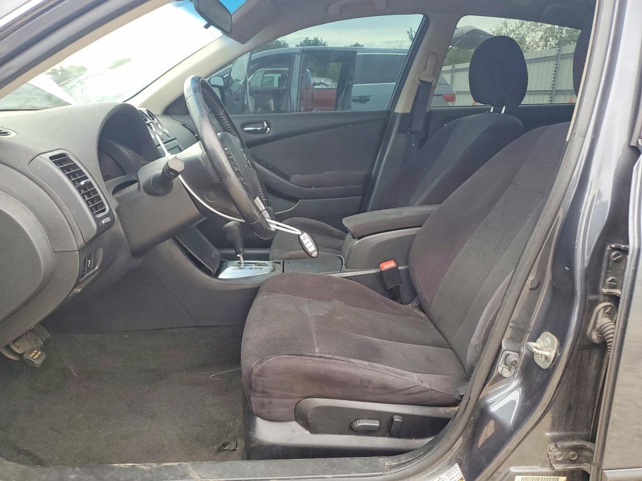 2012 Nissan Altima 2.5 - Image 7