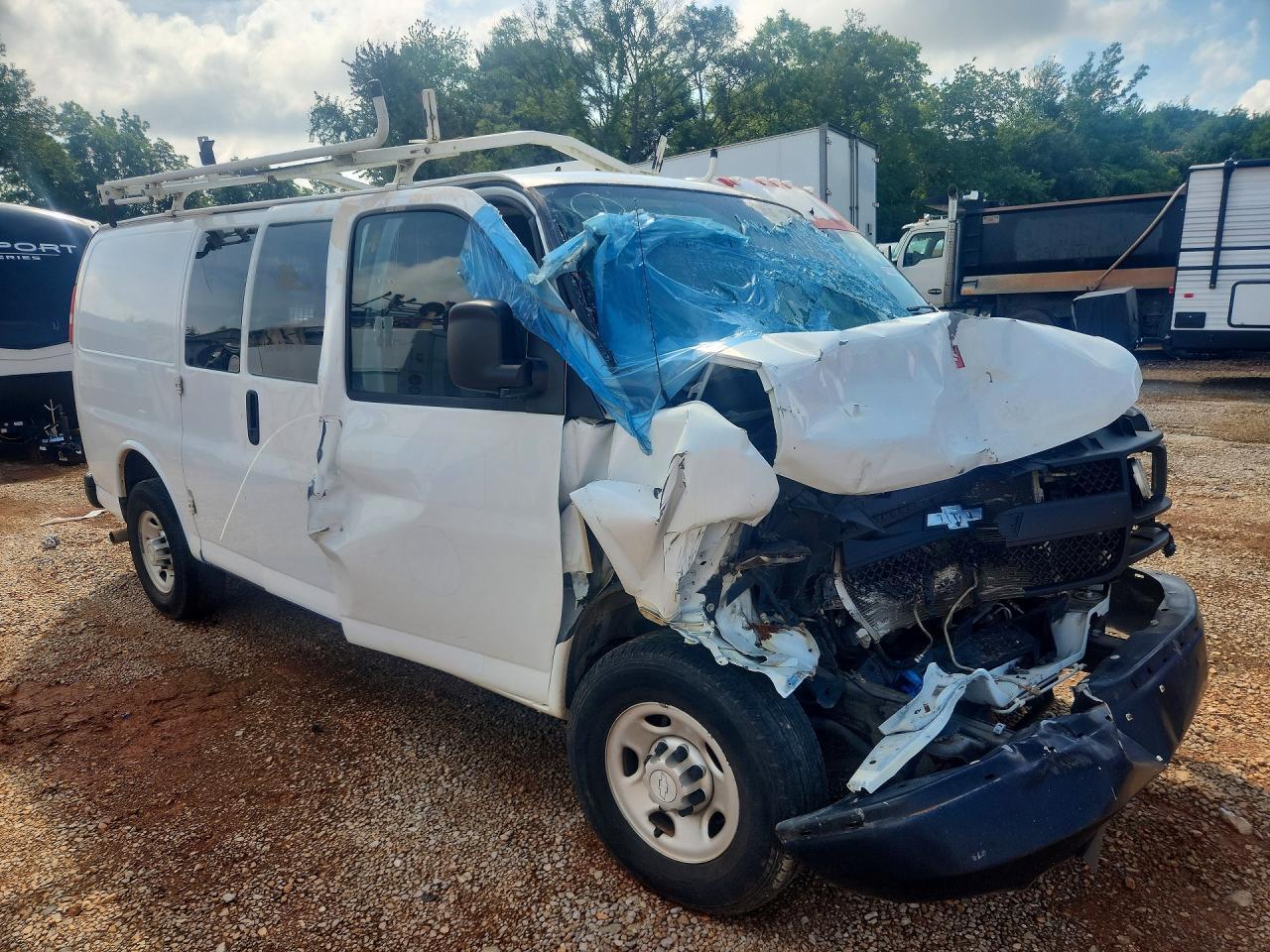 2015 Chevrolet Express G2500 - Фото 4