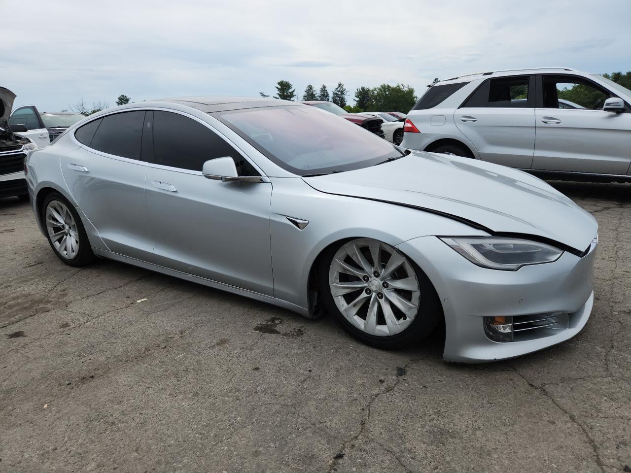2017 Tesla Model S - Фото 4
