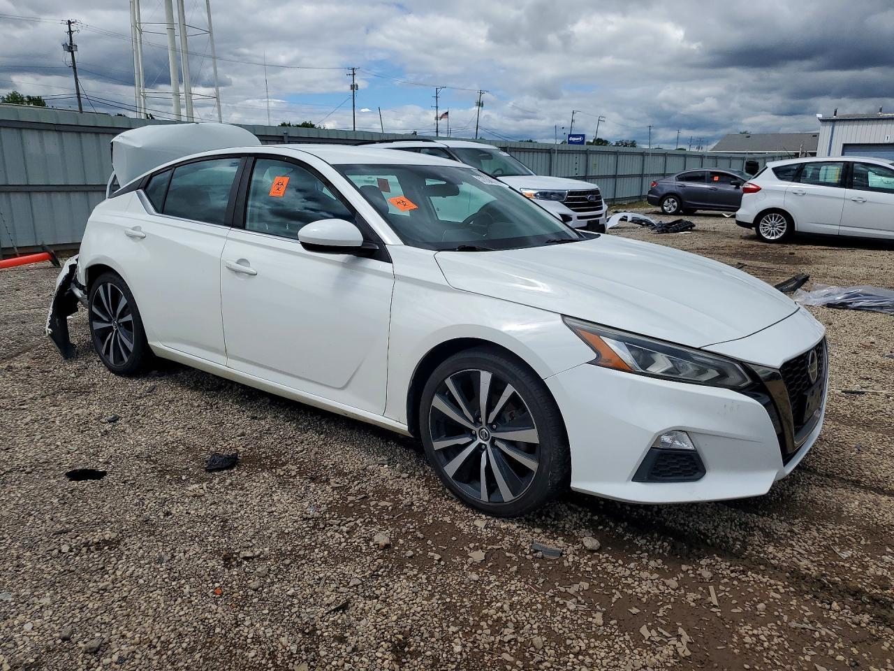 2020 Nissan Altima Sr - Фото 4