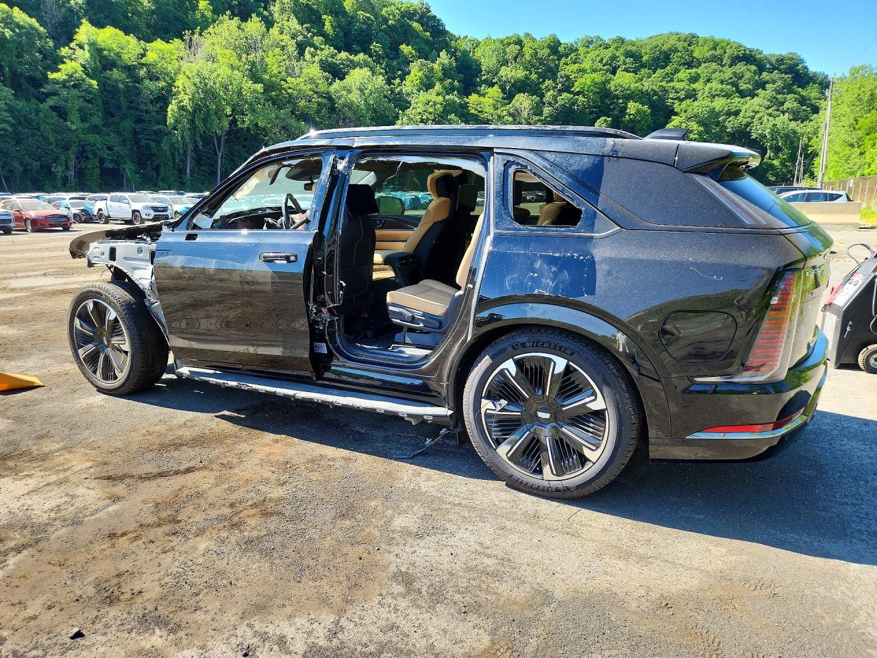 2025 Cadillac Escalade Iq Sport-2 - Фото 2
