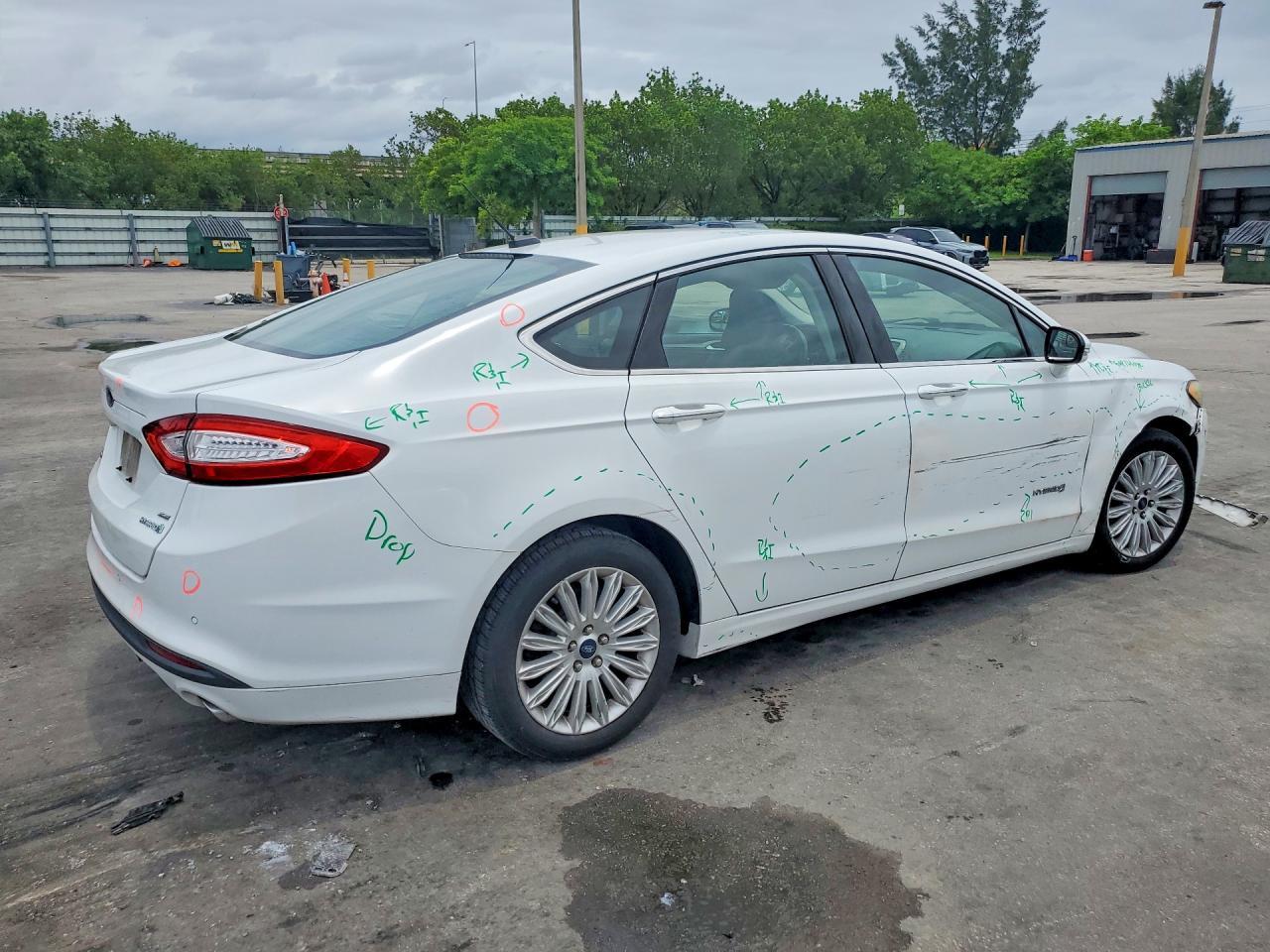 2016 Ford Fusion Se Hybrid - Image 3