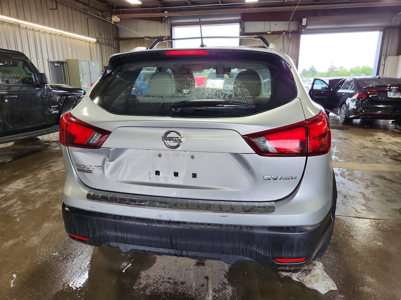 2018 Nissan Rogue Sport Sv - Image 6