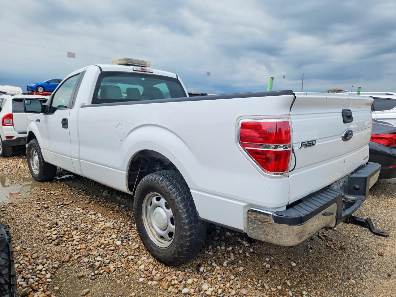2014 Ford F150 - Image 2