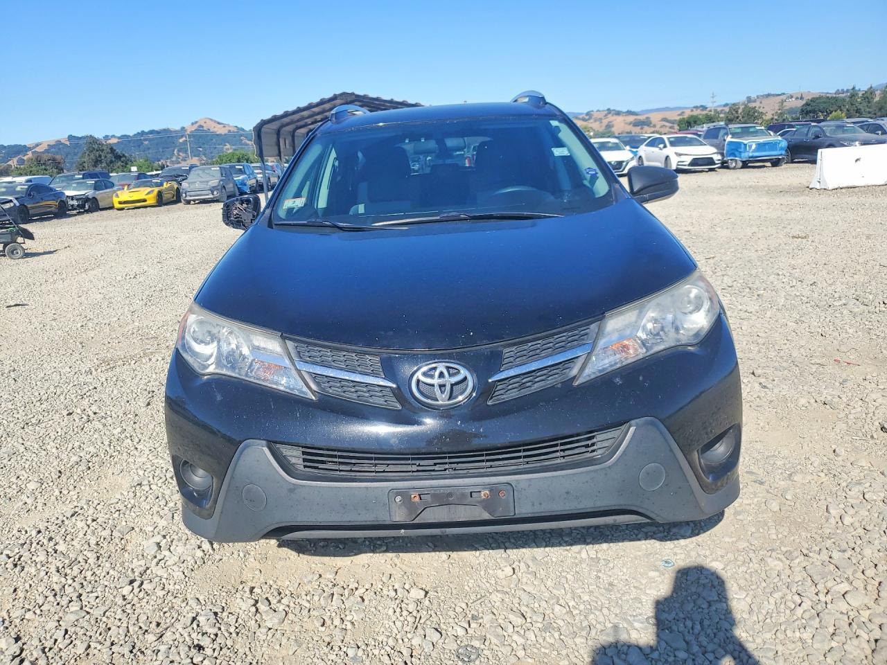 2015 Toyota Rav4 Le - Image 5