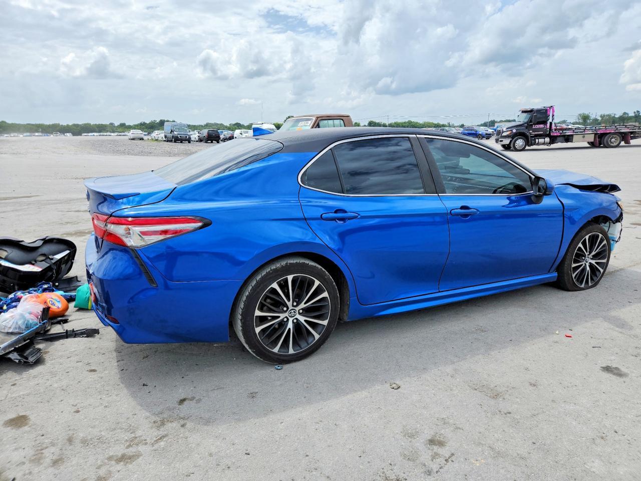 2019 Toyota Camry - Image 3