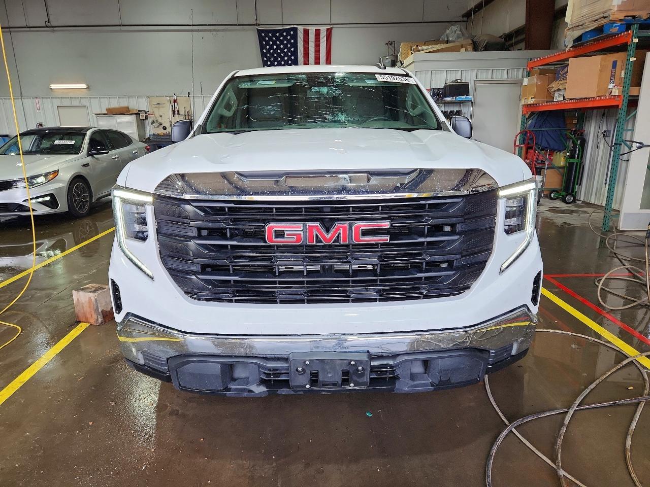 2024 GMC Sierra C1500 - Фото 5