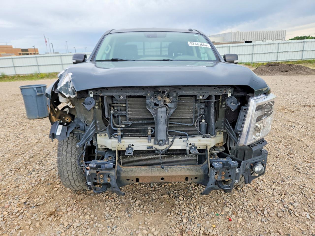 2019 Nissan Titan Pro-4X - Фото 5