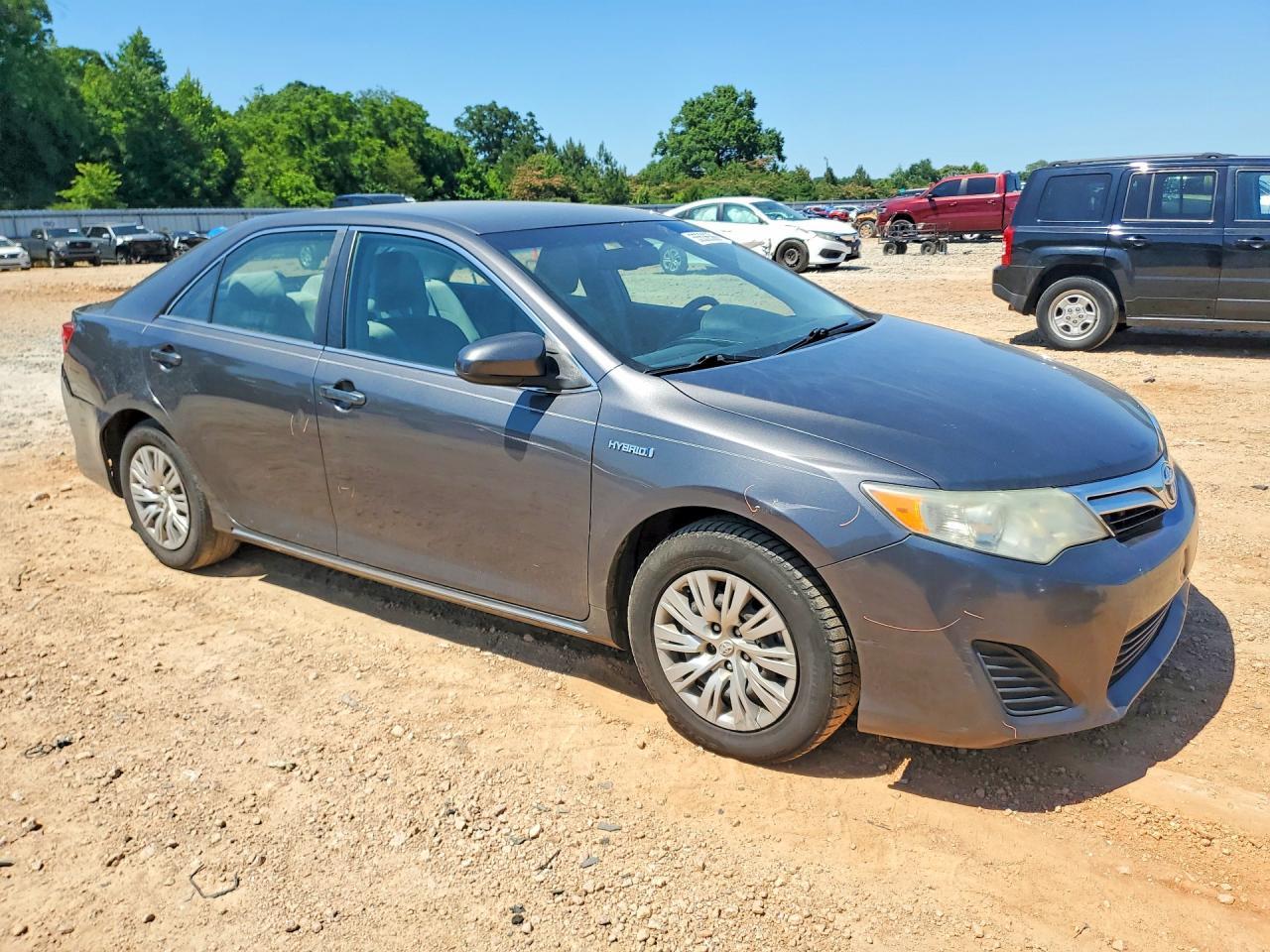 2013 Toyota Camry Hybrid Le - Фото 4