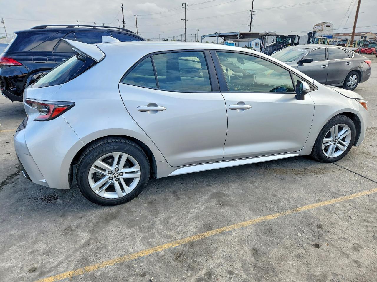2019 Toyota Corolla Hatchback Se - Фото 3