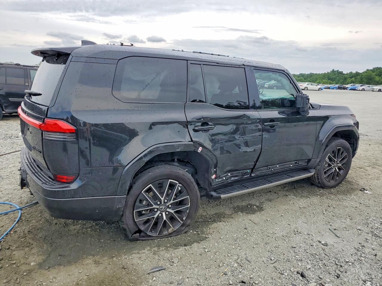 2024 Lexus Gx 550 Premium+ - Image 3