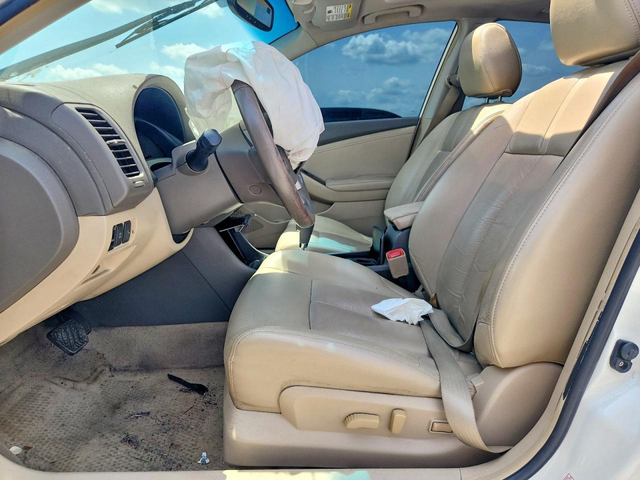 2010 Nissan Altima 2.5 - Фото 7