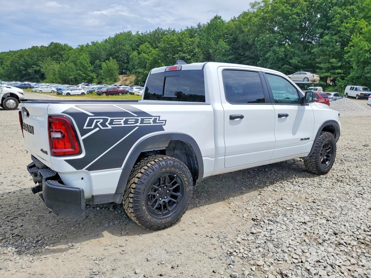2026 Ram 1500 Rebel - Фото 3