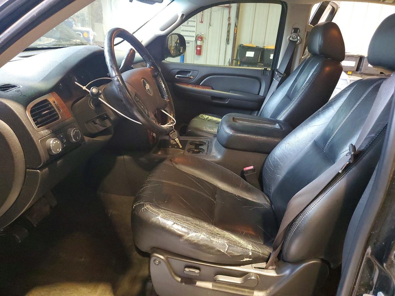 2007 Chevrolet Suburban K1500 - Image 7