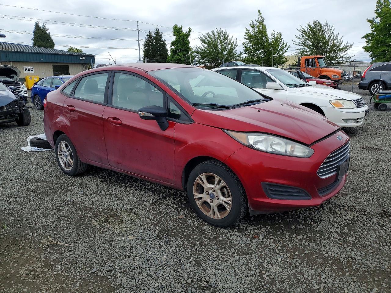 2017 Ford Fiesta - Фото 4