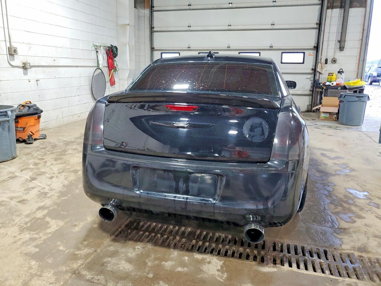 2014 Chrysler 300 - Фото 6