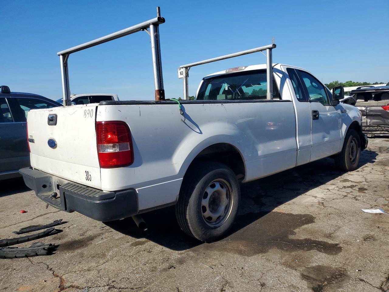 2005 Ford F150 - Image 3