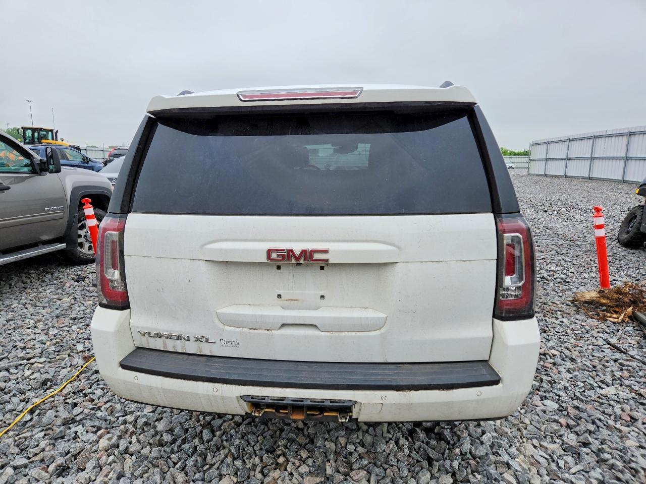 2017 GMC Yukon Xl K1500 Slt - Фото 6