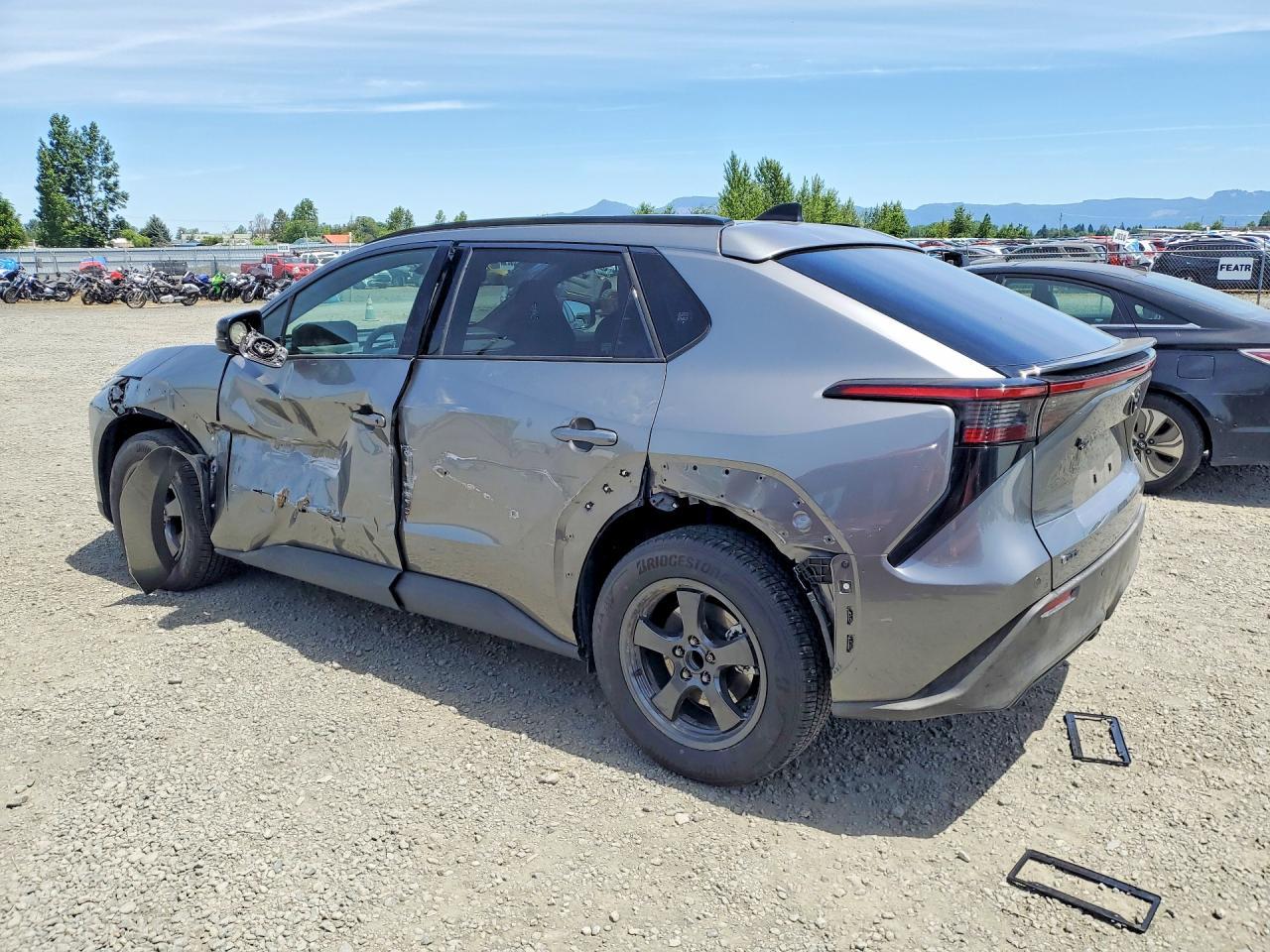 2026 Toyota Bz Xle Plus - Фото 2