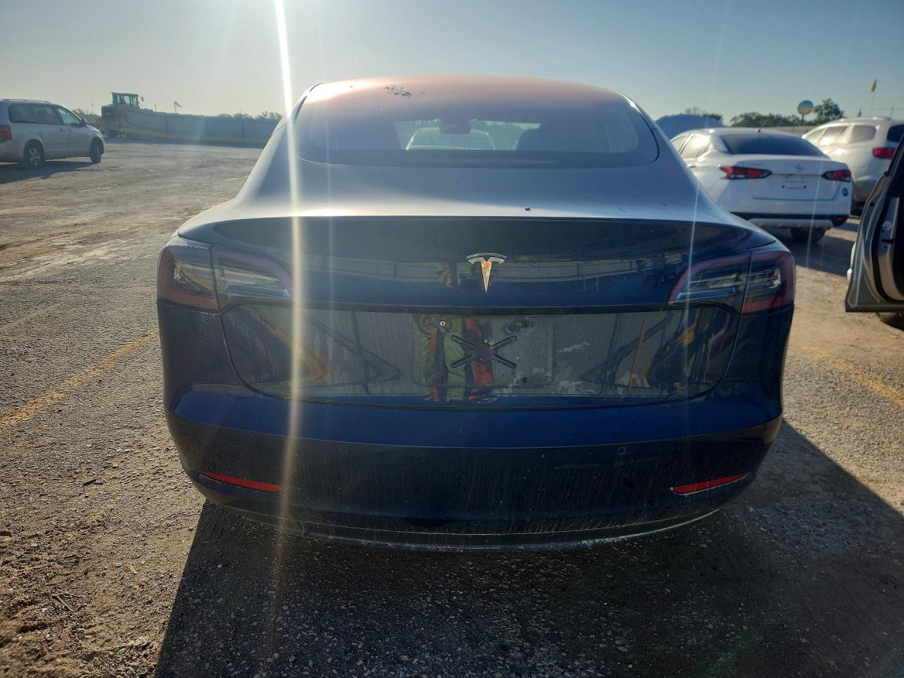 2018 Tesla Model 3 - Image 6