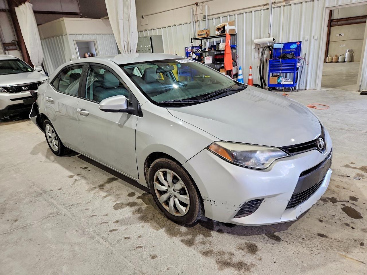 2016 Toyota Corolla Le - Image 4