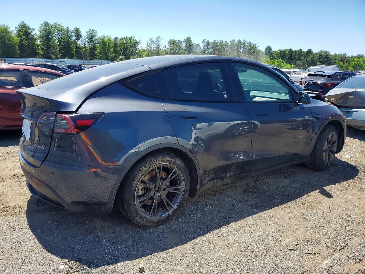 2024 Tesla Model Y - Image 3