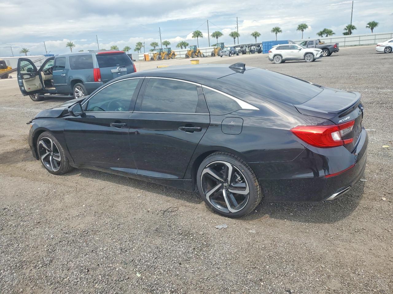 2020 Honda Accord Sport - Image 2