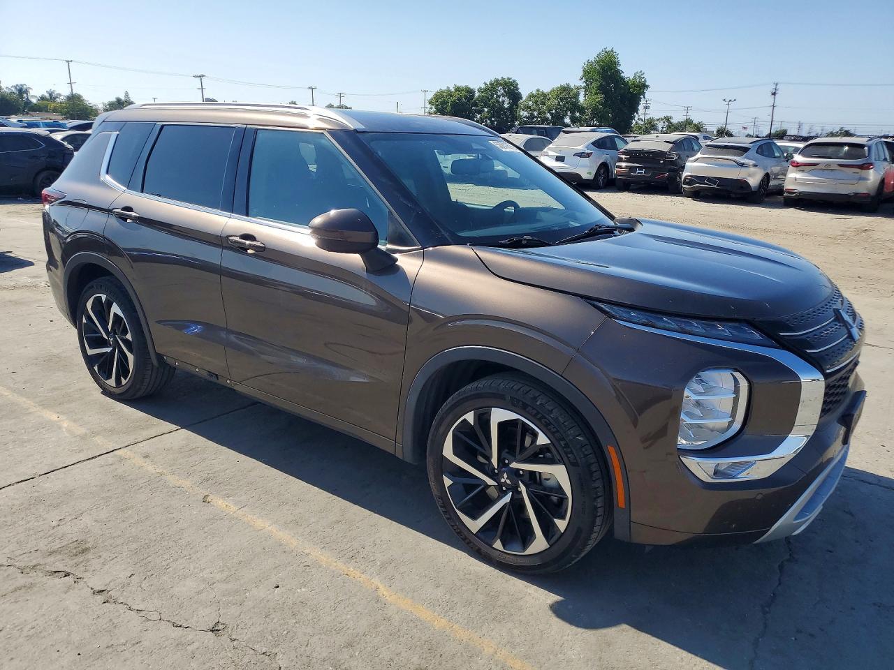 2022 Mitsubishi Outlander Sel - Image 4