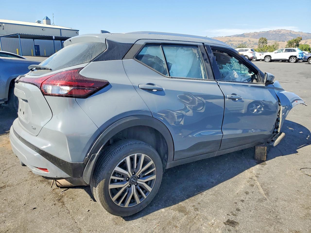 2023 Nissan Kicks Sv - Фото 3