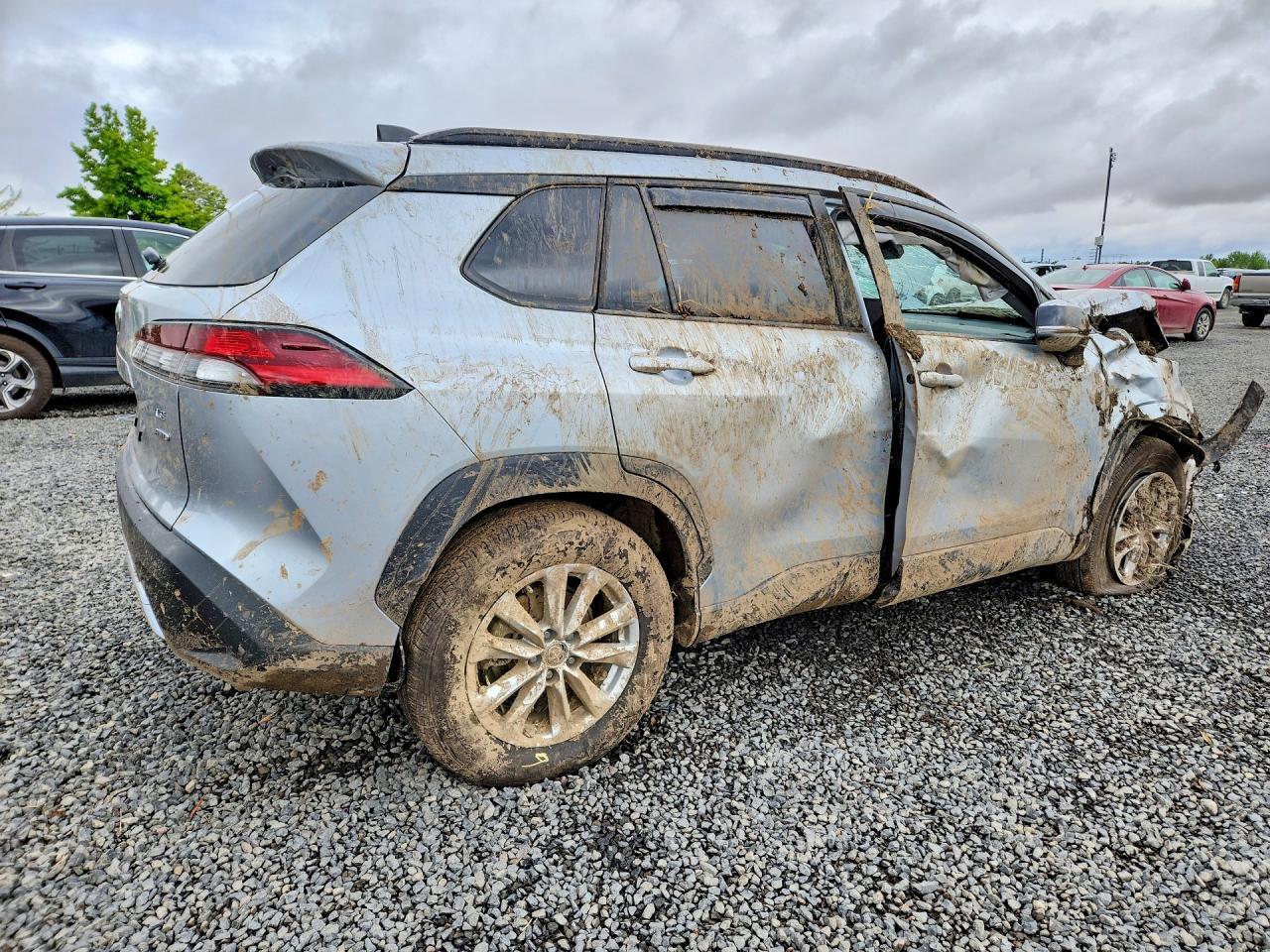 2026 Toyota Corolla Cross Le - Image 3