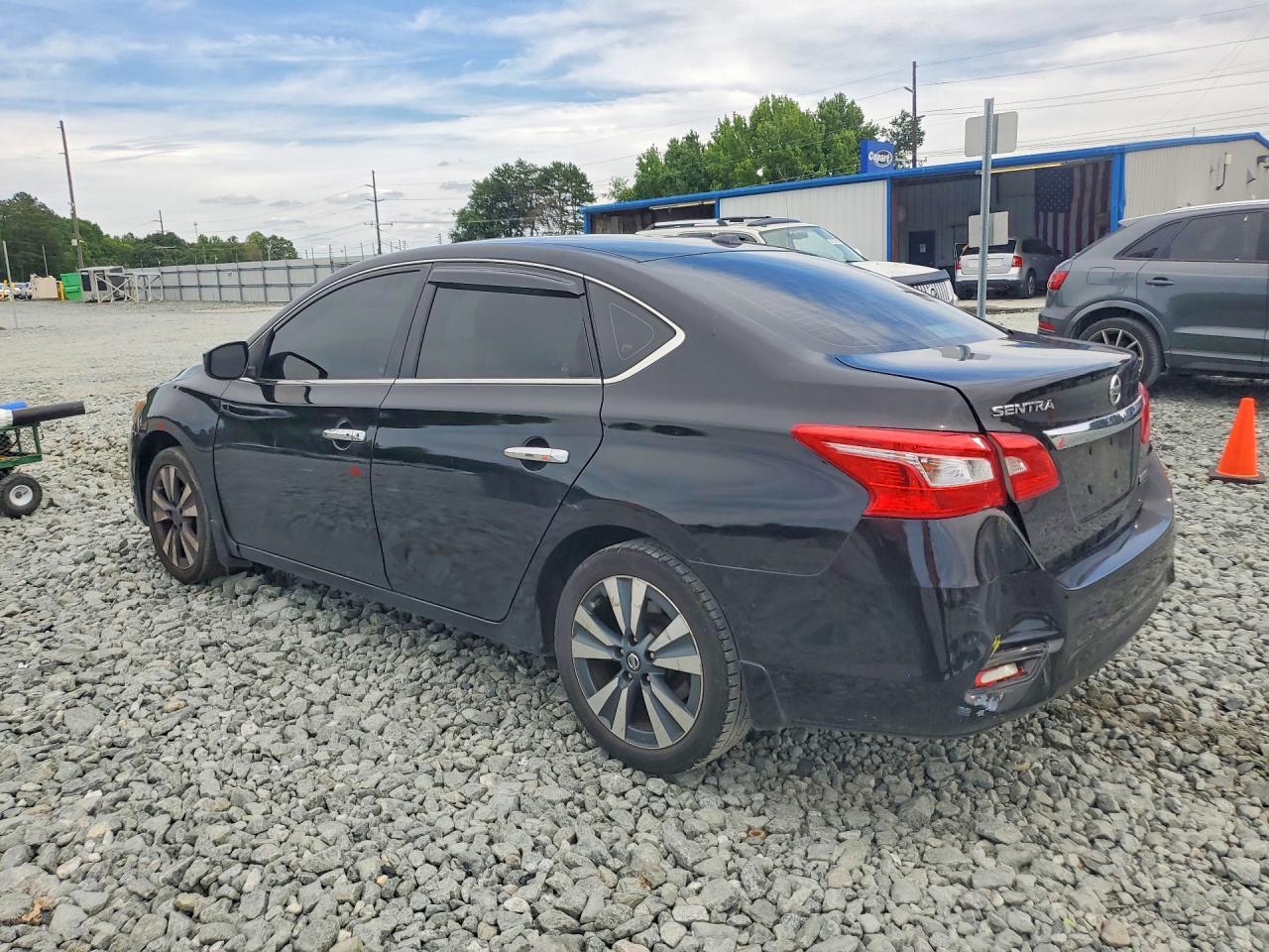 2019 Nissan Sentra Sv - Фото 2