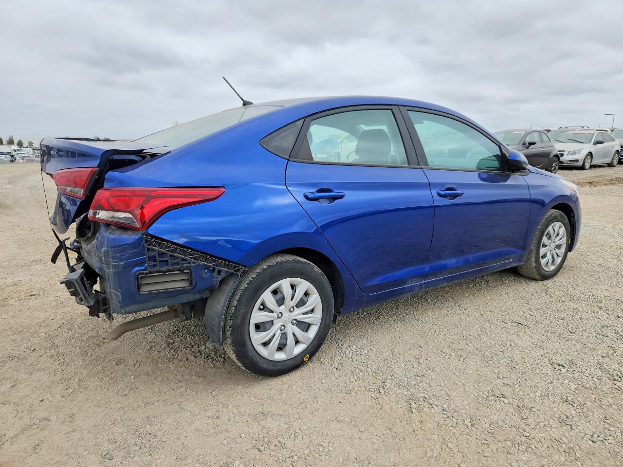 2022 Hyundai Accent Se - Фото 3