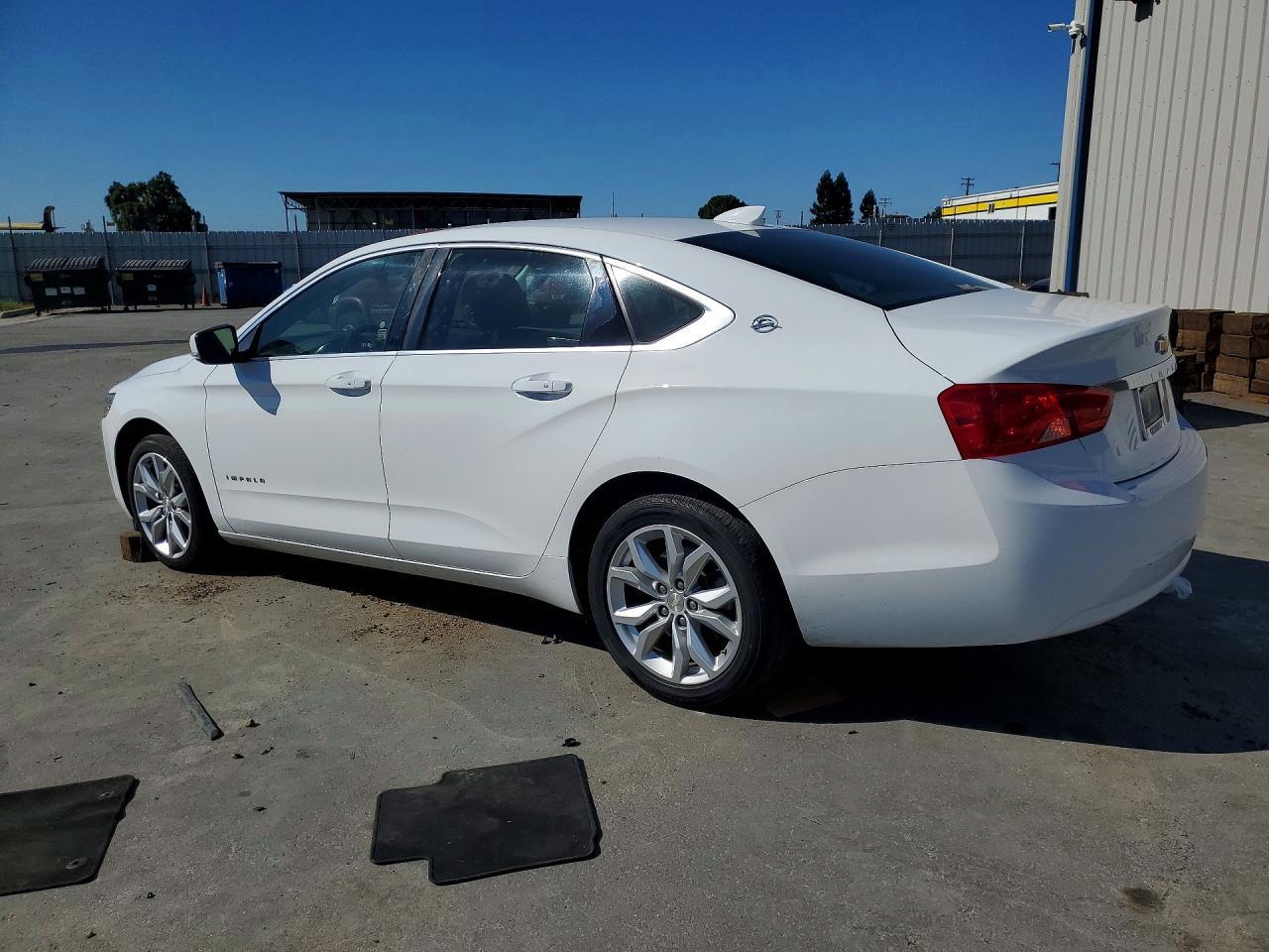 2018 Chevrolet Impala Lt - Фото 2