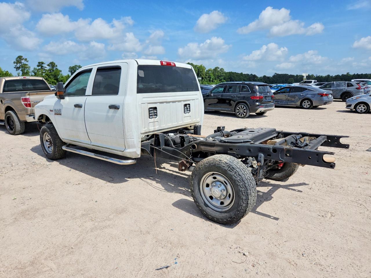 2018 Ram 2500 St - Image 2
