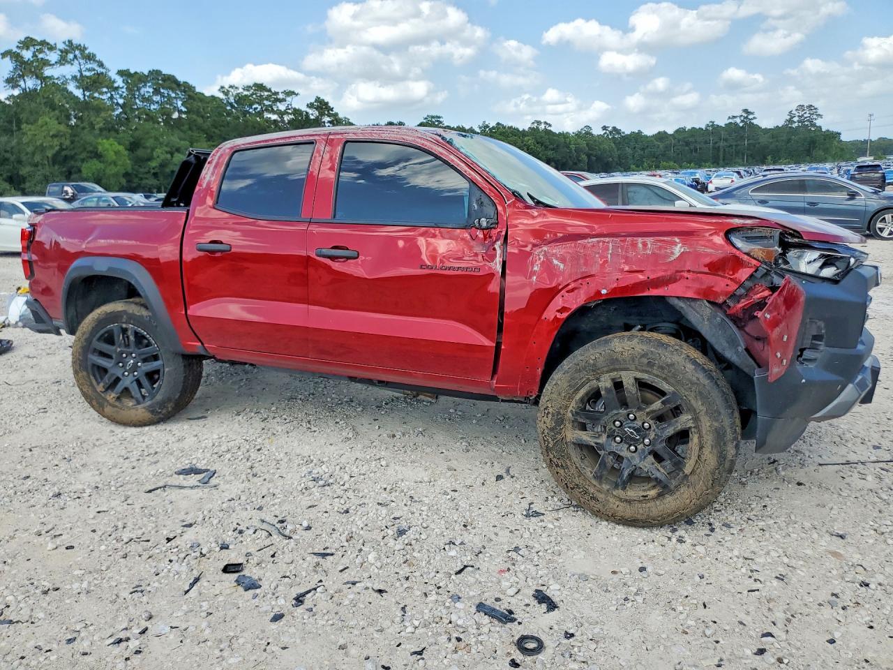 2024 Chevrolet Colorado Trail Boss - Фото 4