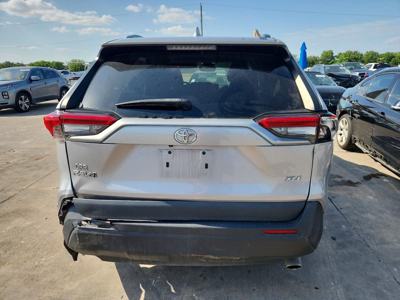 2022 Toyota Rav4 Xle - Image 6