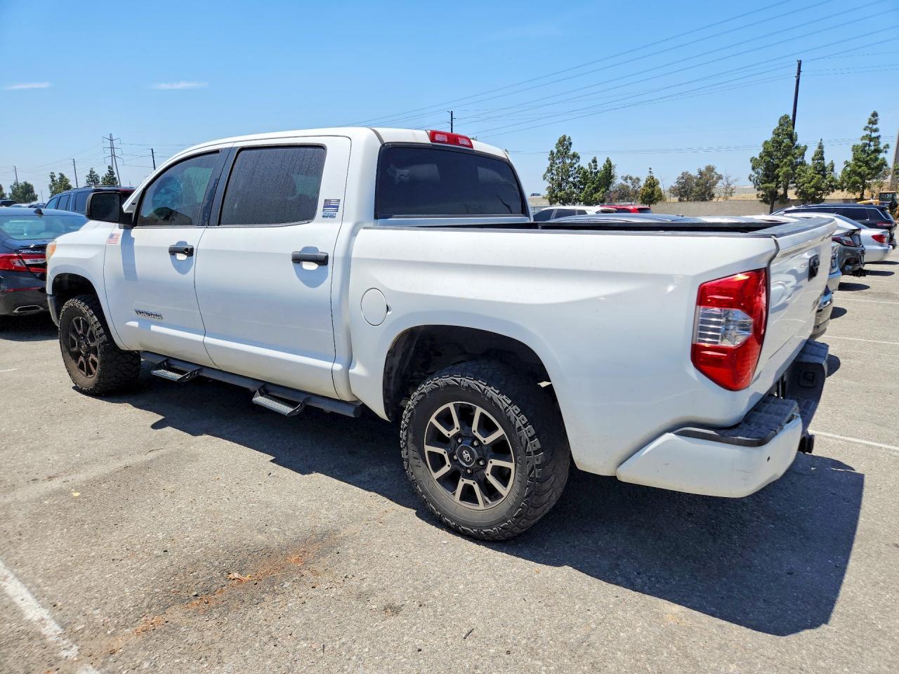 2016 Toyota Tundra Crewmax Sr5 - Фото 2