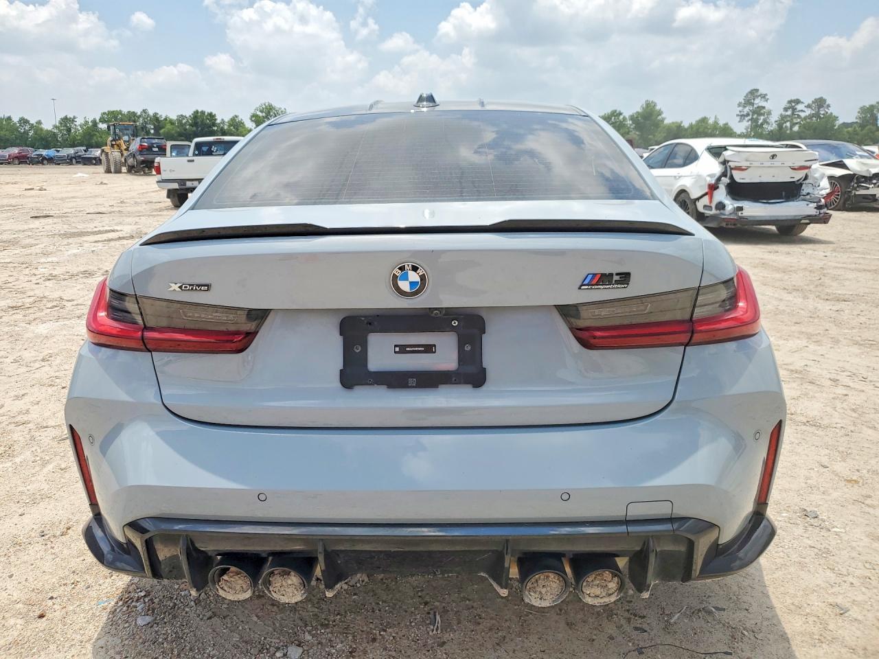 2024 BMW M3 Competition - Фото 6