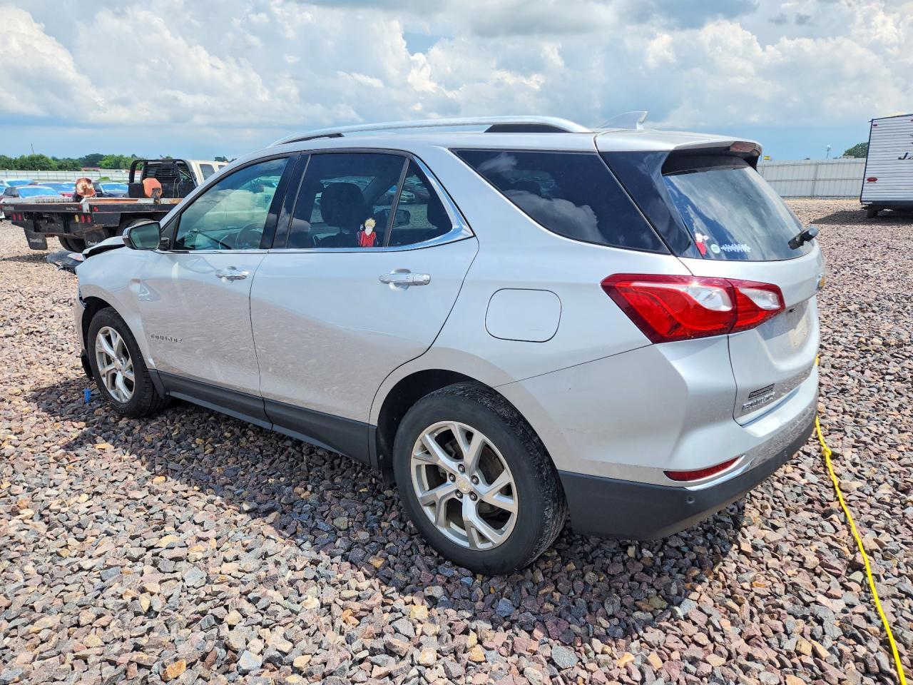2018 Chevrolet Equinox Premier - Фото 2