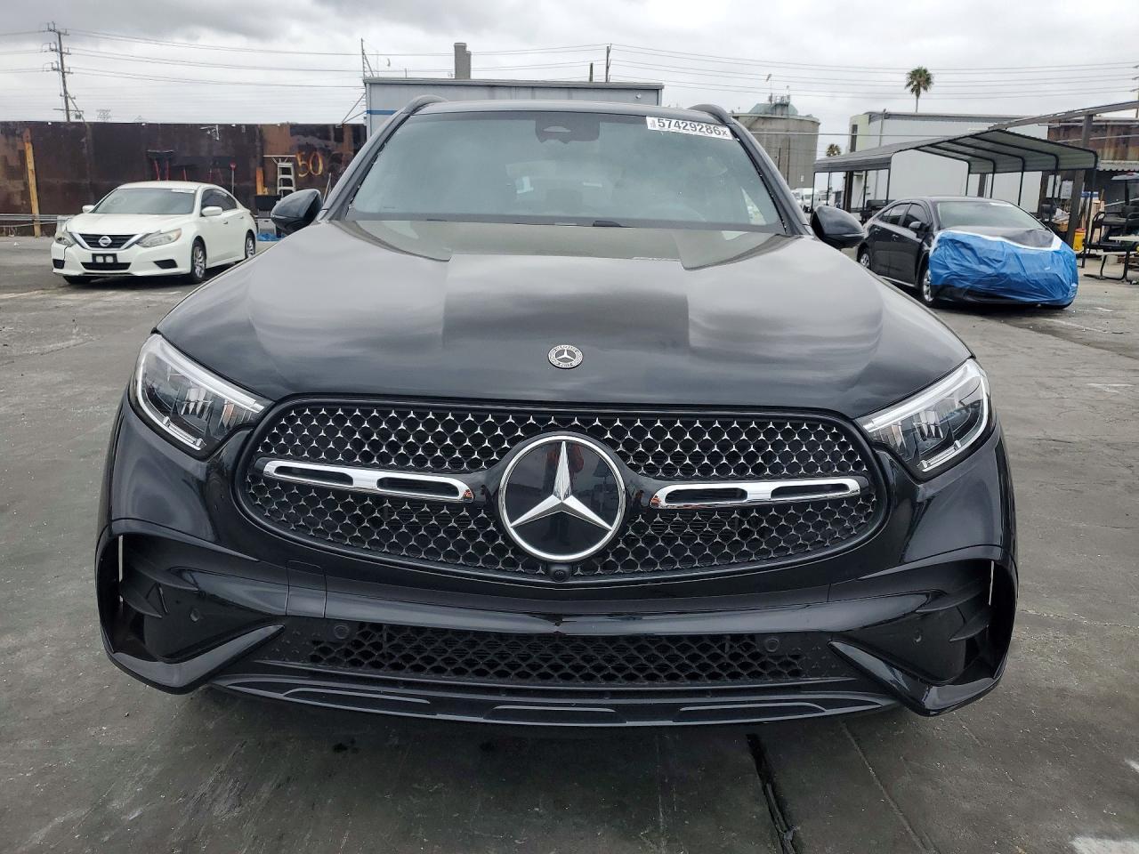 2025 Mercedes-Benz Glc 300 - Image 5