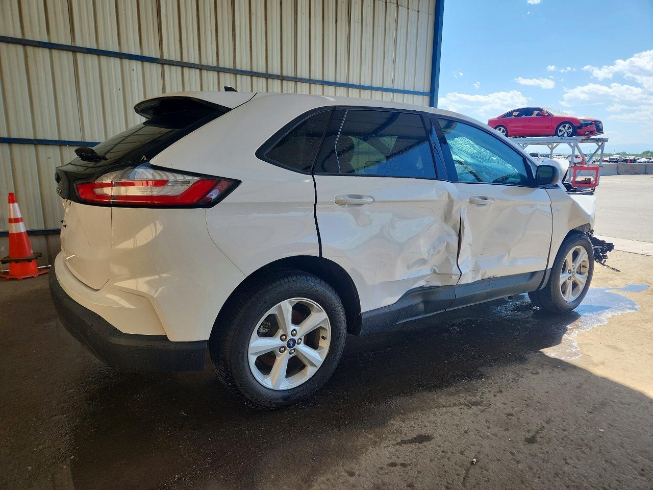 2021 Ford Edge Se - Фото 3