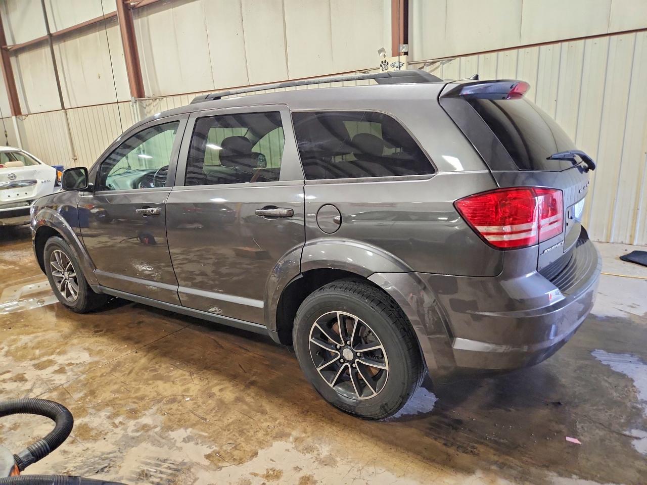 2017 Dodge Journey Sxt - Image 2