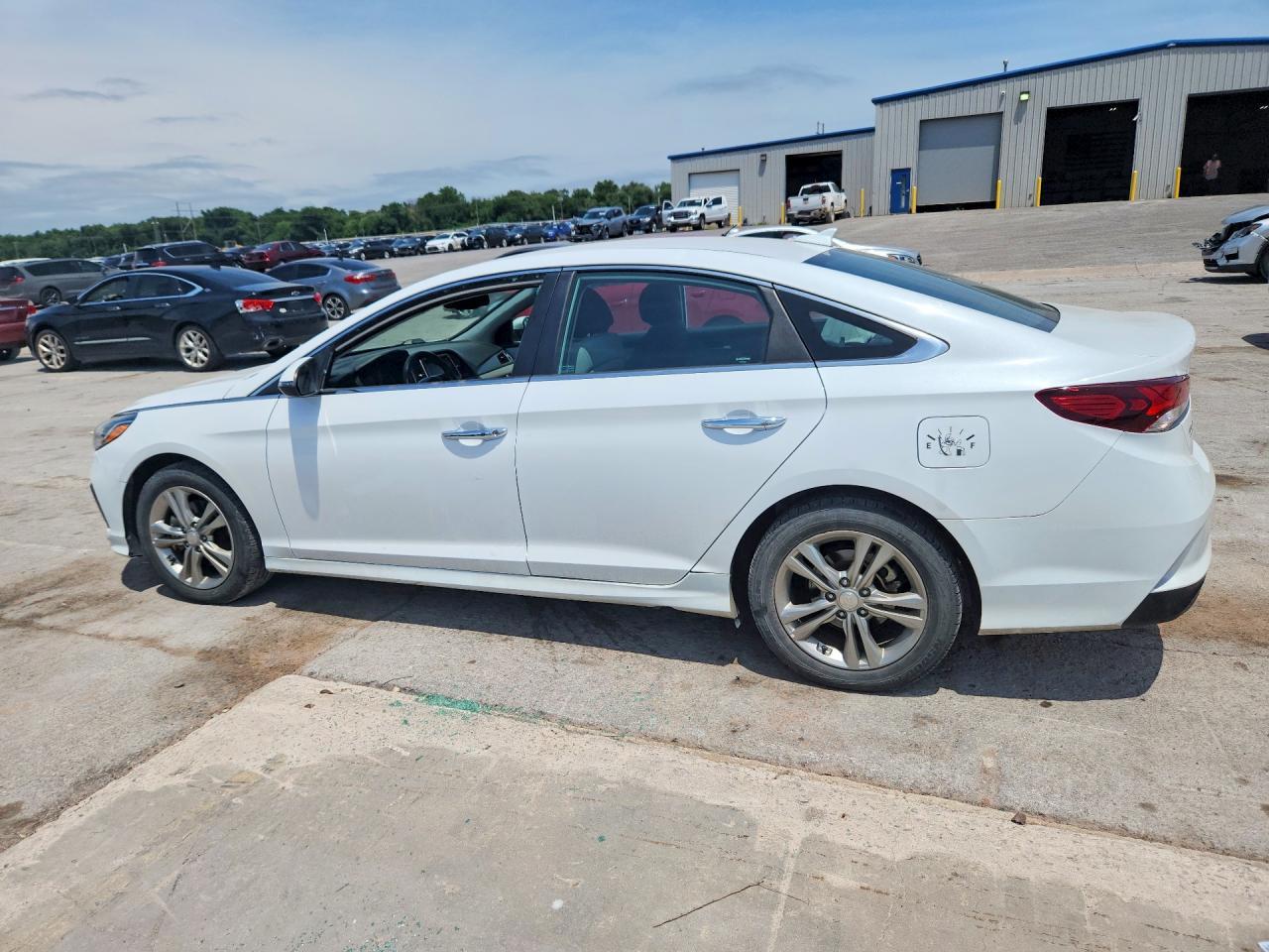 2019 Hyundai Sonata Sel - Фото 2