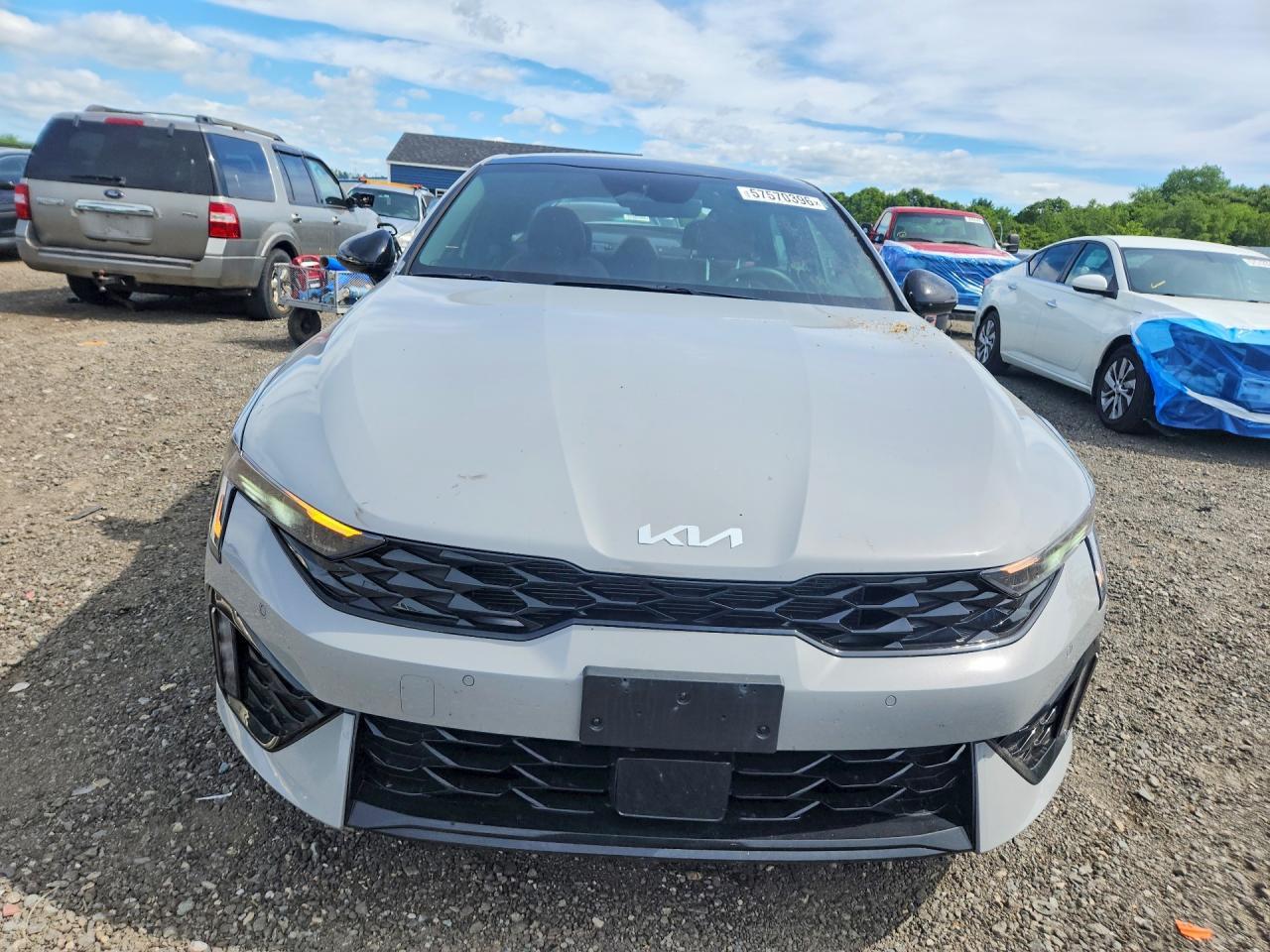 2026 Kia K5 - Image 5